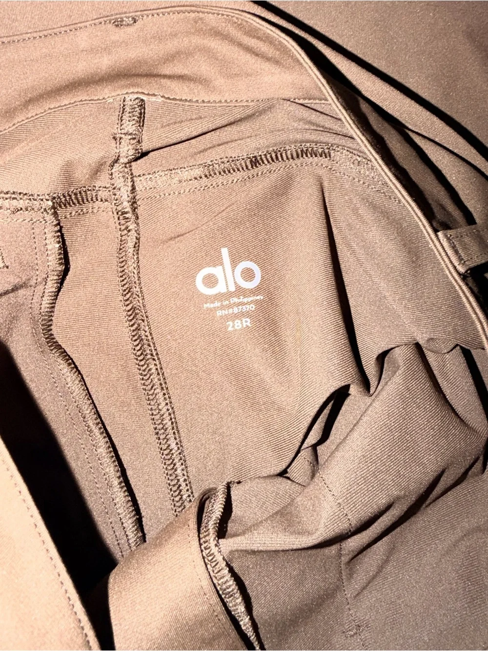 alo yoga trouser chino pants